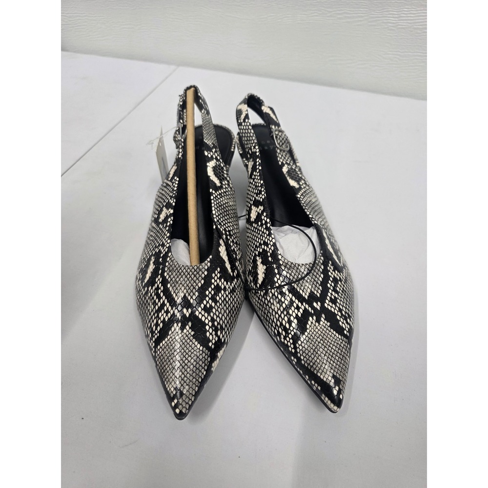 A New Day Womens Snakeskin Print Pointed Toe Slingback Kitten Heels Black White